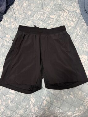 Lululemon Men’s Black Athletic Shorts - Lightweight Performance